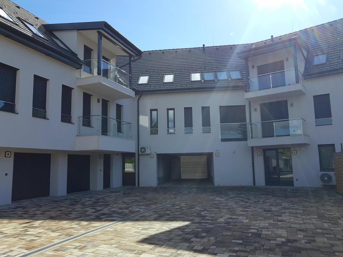 Silver Lodge Apartment 1 埃格尔 外观 照片