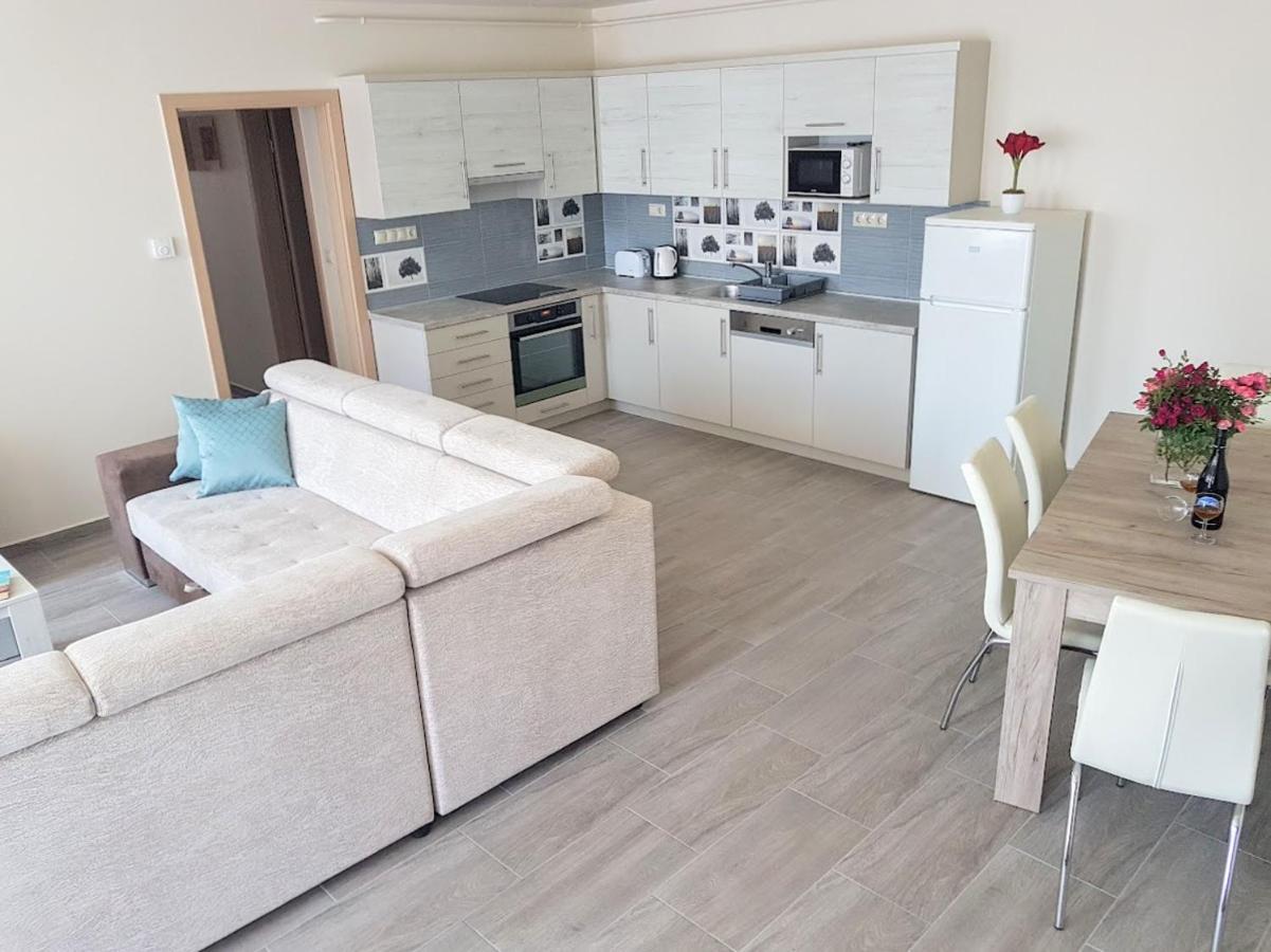 Silver Lodge Apartment 1 埃格尔 外观 照片